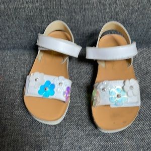Girls sandals